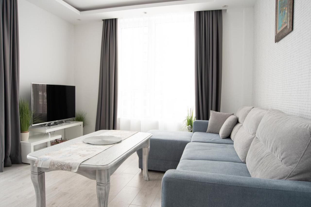 Sunny & Stylish Brand New 2Bdr Apartment + Parking Sofia Eksteriør billede